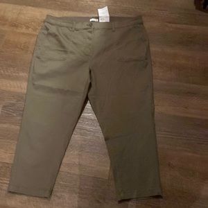 NWT  women’s. Croft &  Borrow ankle midrise stretchy pants